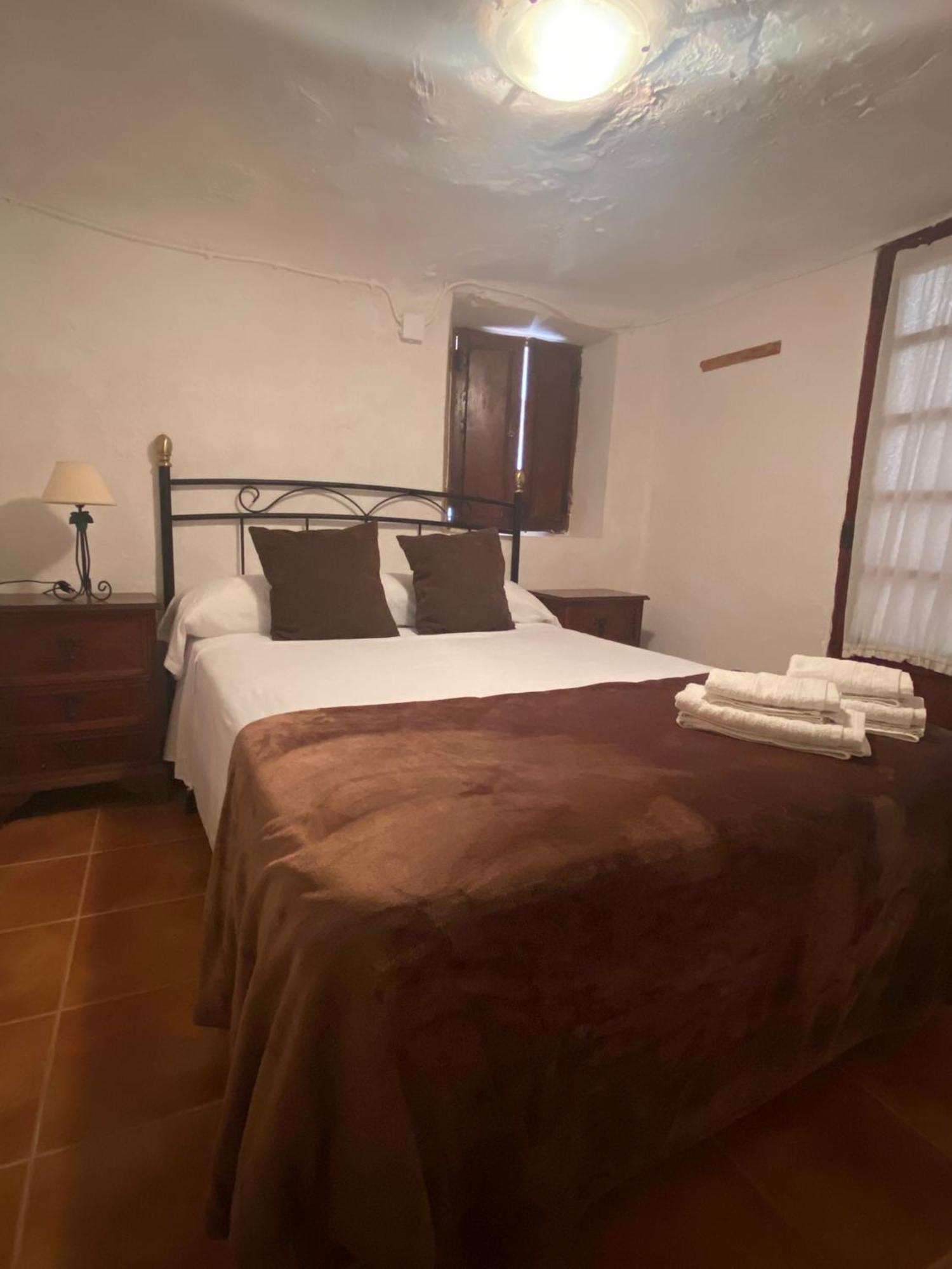 La Cueva Delola Apartment